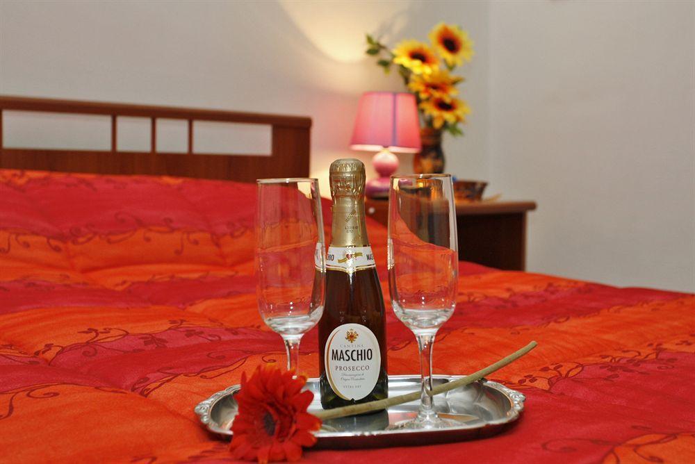 Bed & Breakfast B&B Agora A 2 Minuti Dalla Valle Dei Templi E 5 Minuti Dal Mare 2*