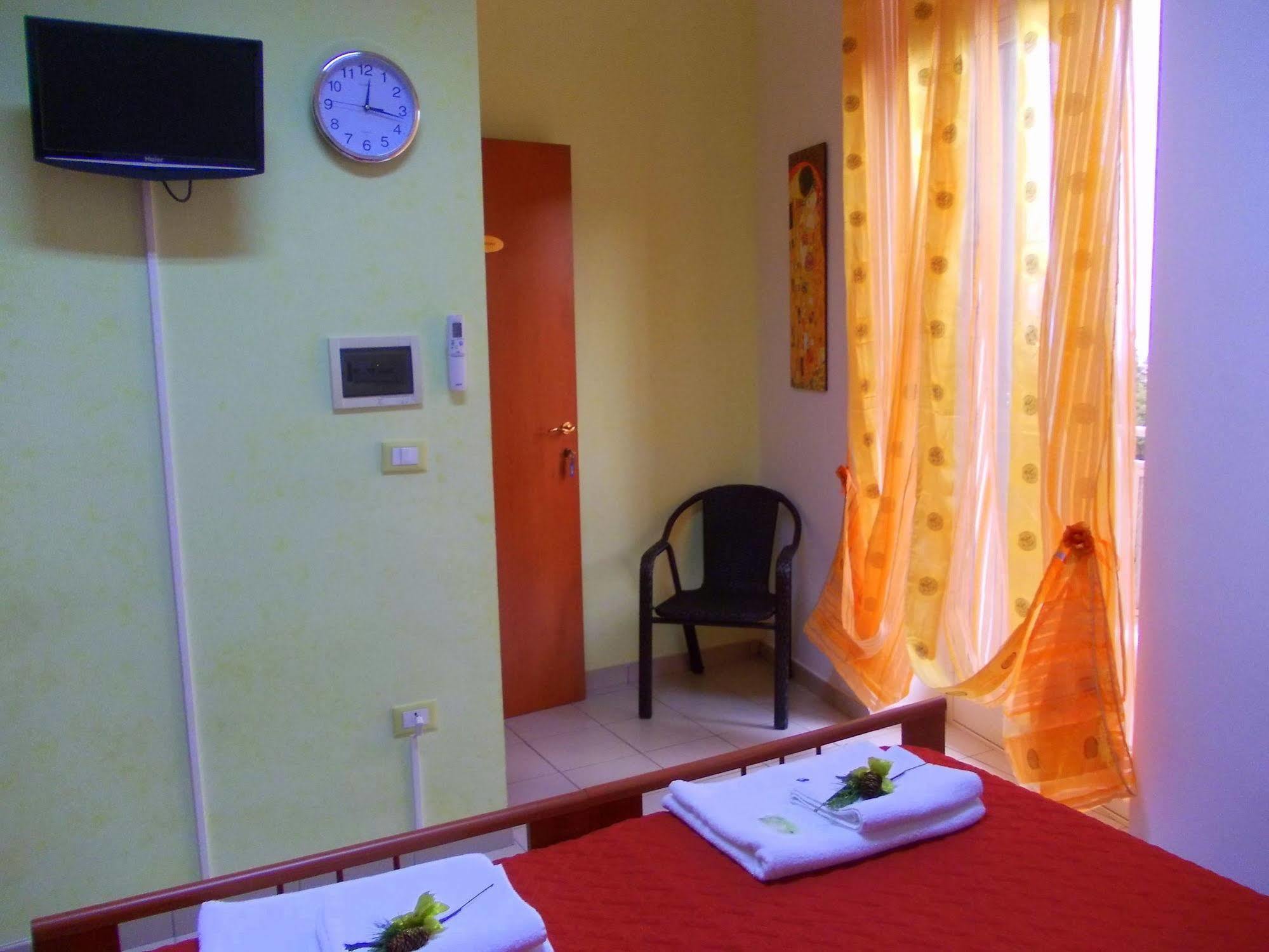 B&B Agora A 2 Minuti Dalla Valle Dei Templi E 5 Minuti Dal Mare Bed & Breakfast 2*
