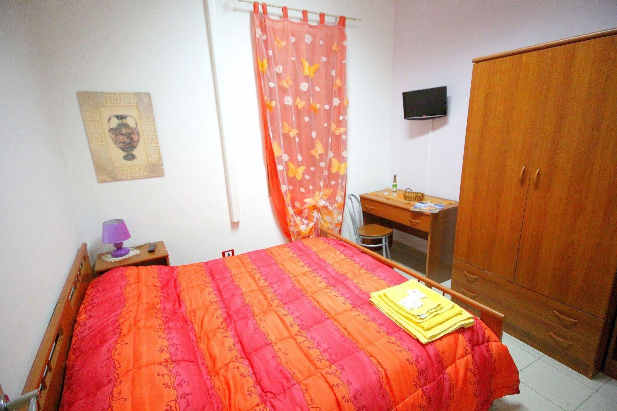 B&B Agora A 2 Minuti Dalla Valle Dei Templi E 5 Minuti Dal Mare Bed & Breakfast 2*